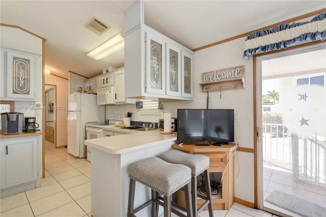 For Sale: $395,000 (2 beds, 1 baths, 0 Square Feet)