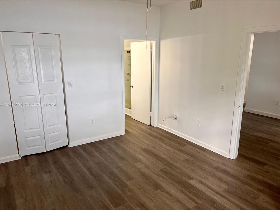 For Rent: $2,250 (2 beds, 2 baths, 854 Square Feet)