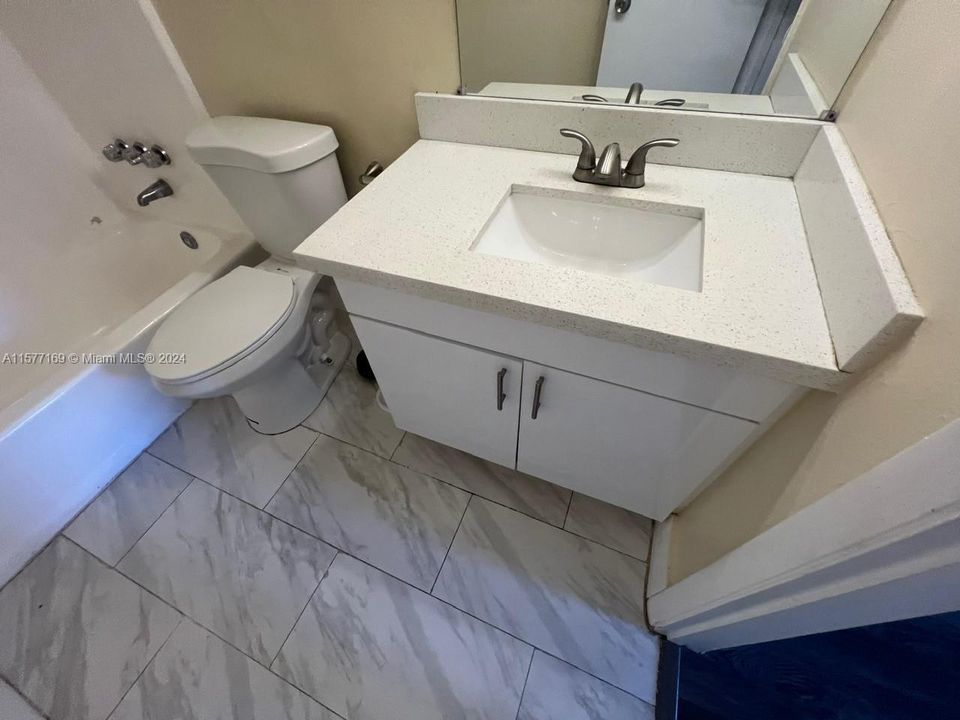 New Bathroom vanity!