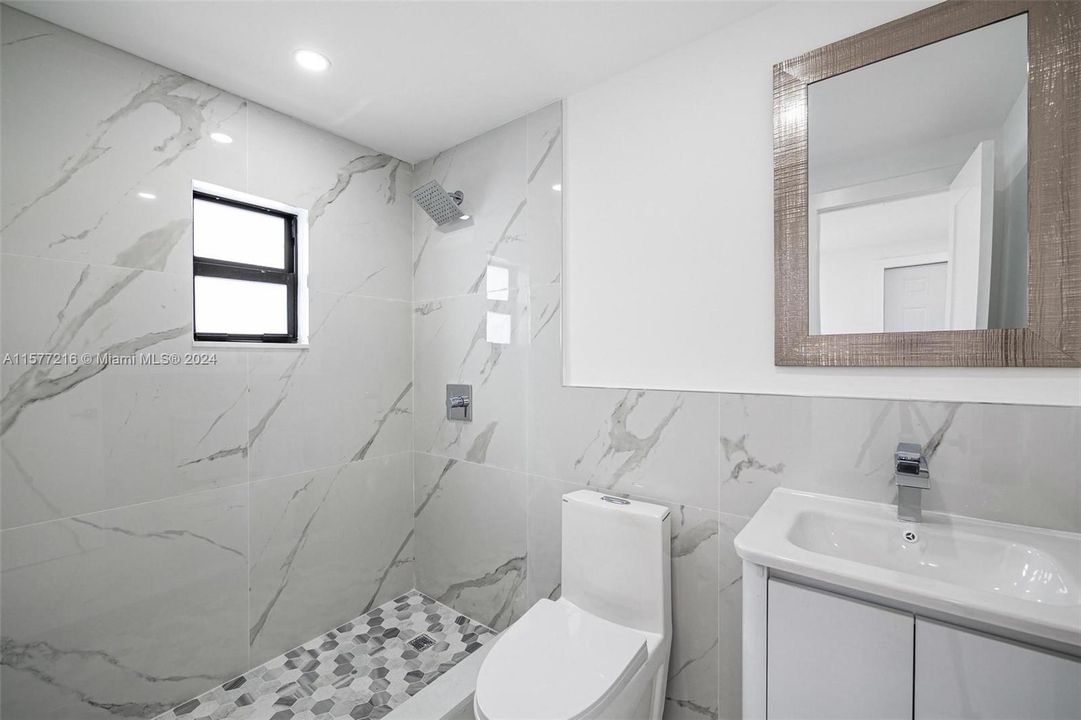 待售: $720,000 (0 贝兹, 0 浴室, 1462 平方英尺)