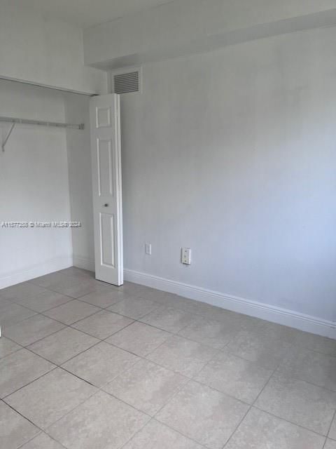 For Rent: $2,200 (2 beds, 2 baths, 809 Square Feet)