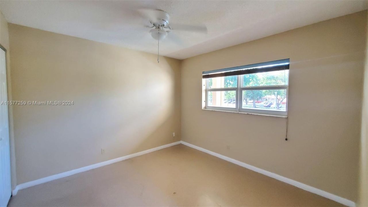 For Rent: $1,650 (2 beds, 2 baths, 930 Square Feet)
