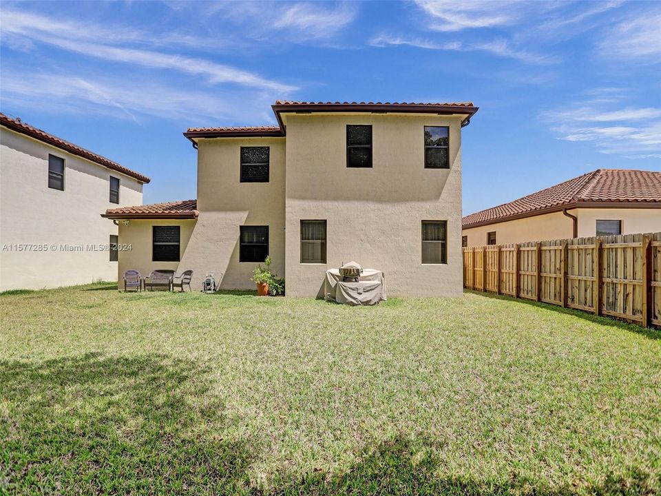 For Sale: $639,000 (4 beds, 3 baths, 2929 Square Feet)