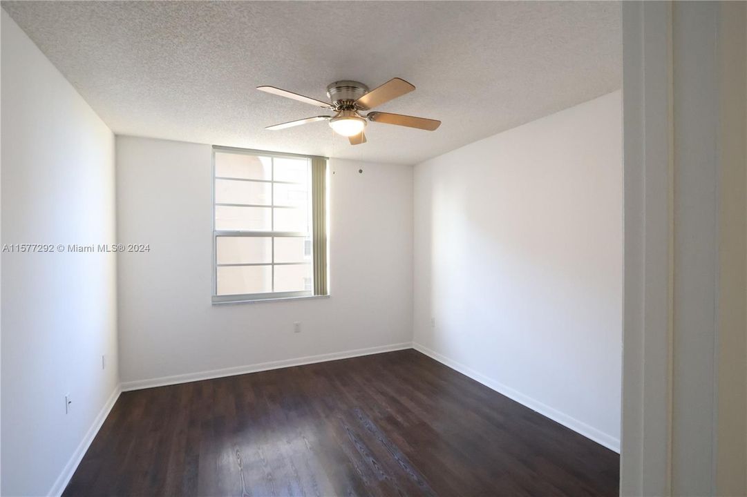 For Rent: $3,350 (3 beds, 2 baths, 1447 Square Feet)
