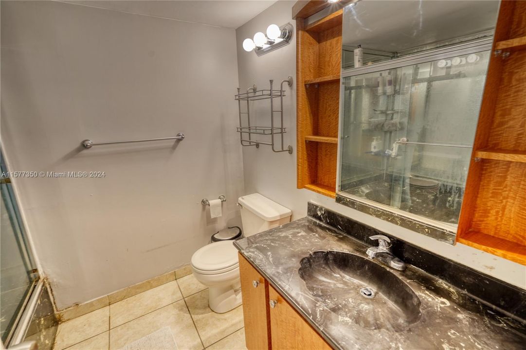 出租: $2,700 (2 贝兹, 2 浴室, 1020 平方英尺)