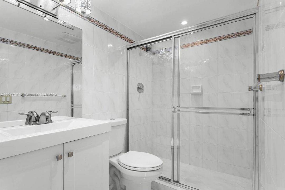 Недавно арендовано: $3,300 (2 спален, 2 ванн, 1192 Квадратных фут)