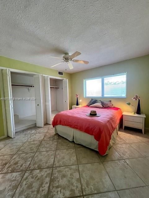 For Sale: $279,000 (1 beds, 1 baths, 768 Square Feet)