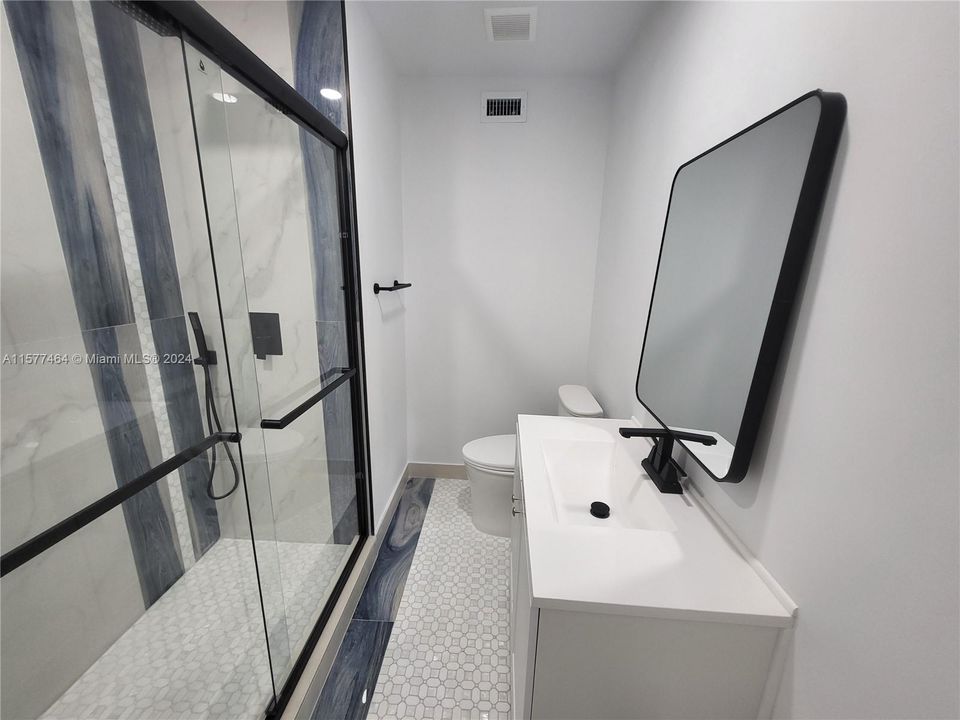 Недавно арендовано: $2,000 (1 спален, 1 ванн, 500 Квадратных фут)