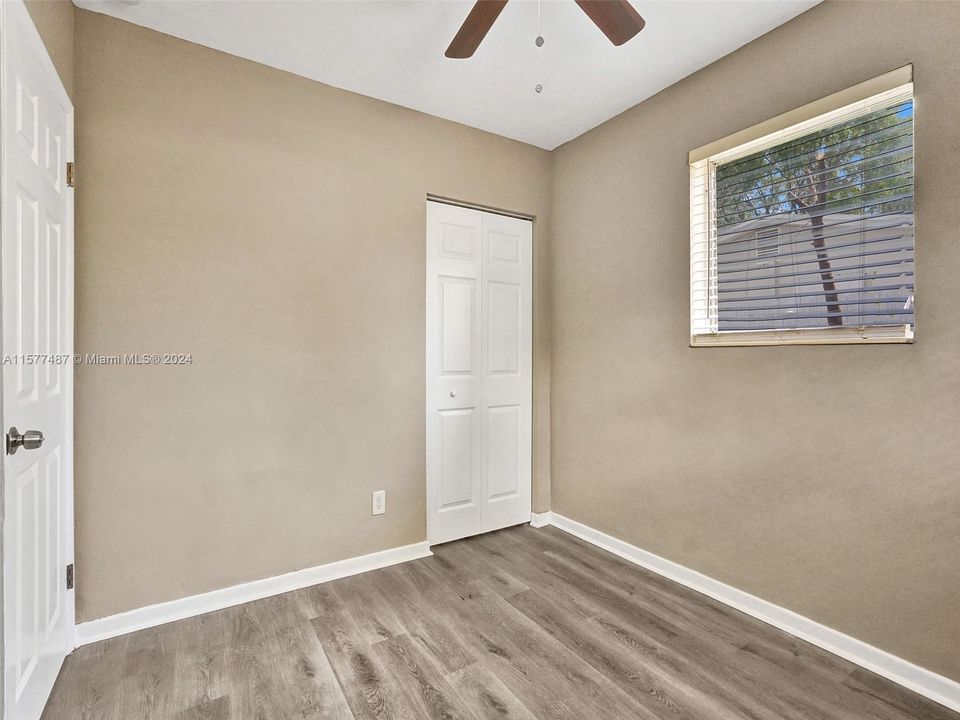 For Sale: $449,900 (3 beds, 1 baths, 1442 Square Feet)