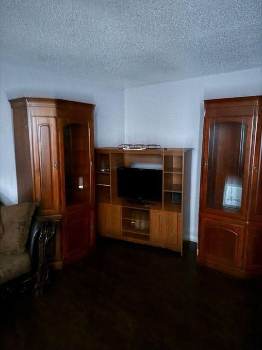 Vendido Recientemente: $439,000 (0 camas, 0 baños, 1942 Pies cuadrados)