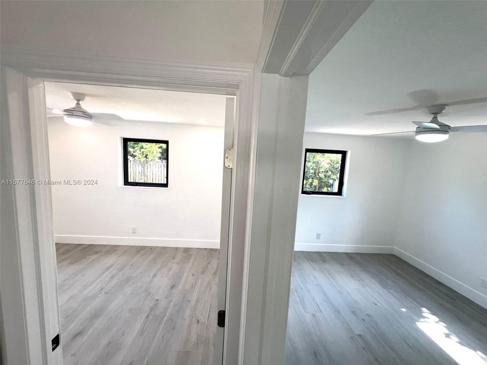 Recently Rented: $2,700 (2 beds, 1 baths, 1056 Square Feet)