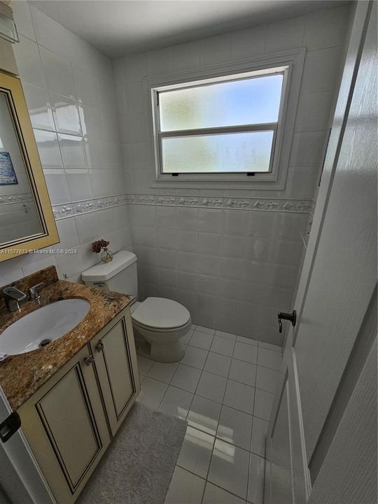 待售: $3,300,000 (4 贝兹, 3 浴室, 1458 平方英尺)