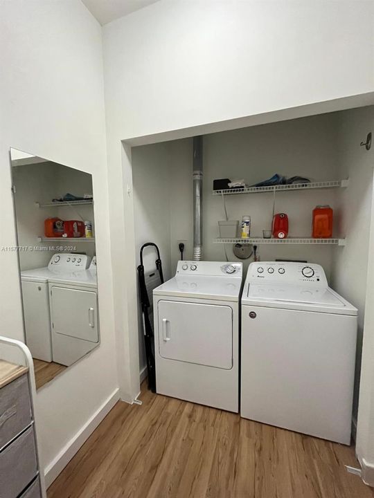 Recently Rented: $2,850 (1 beds, 1 baths, 707 Square Feet)
