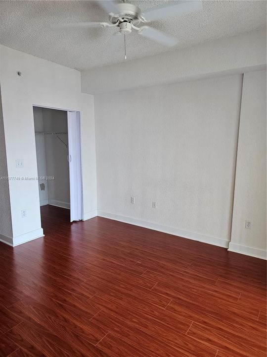 For Rent: $3,000 (2 beds, 2 baths, 1010 Square Feet)