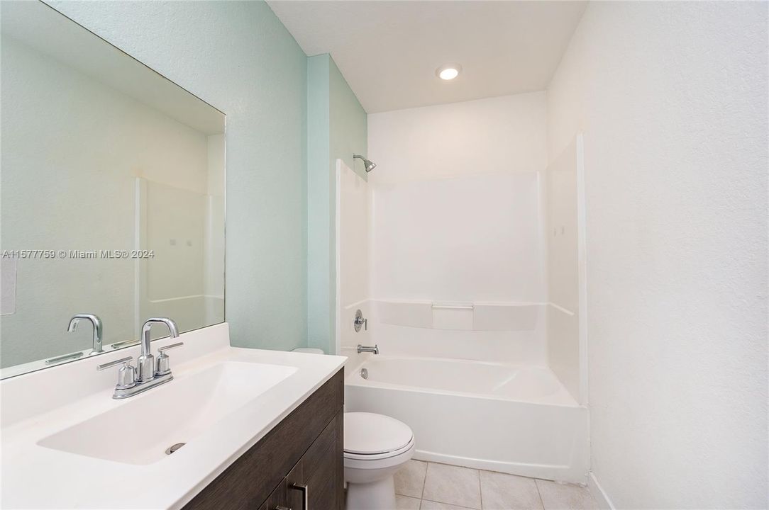For Sale: $535,000 (4 beds, 2 baths, 2138 Square Feet)