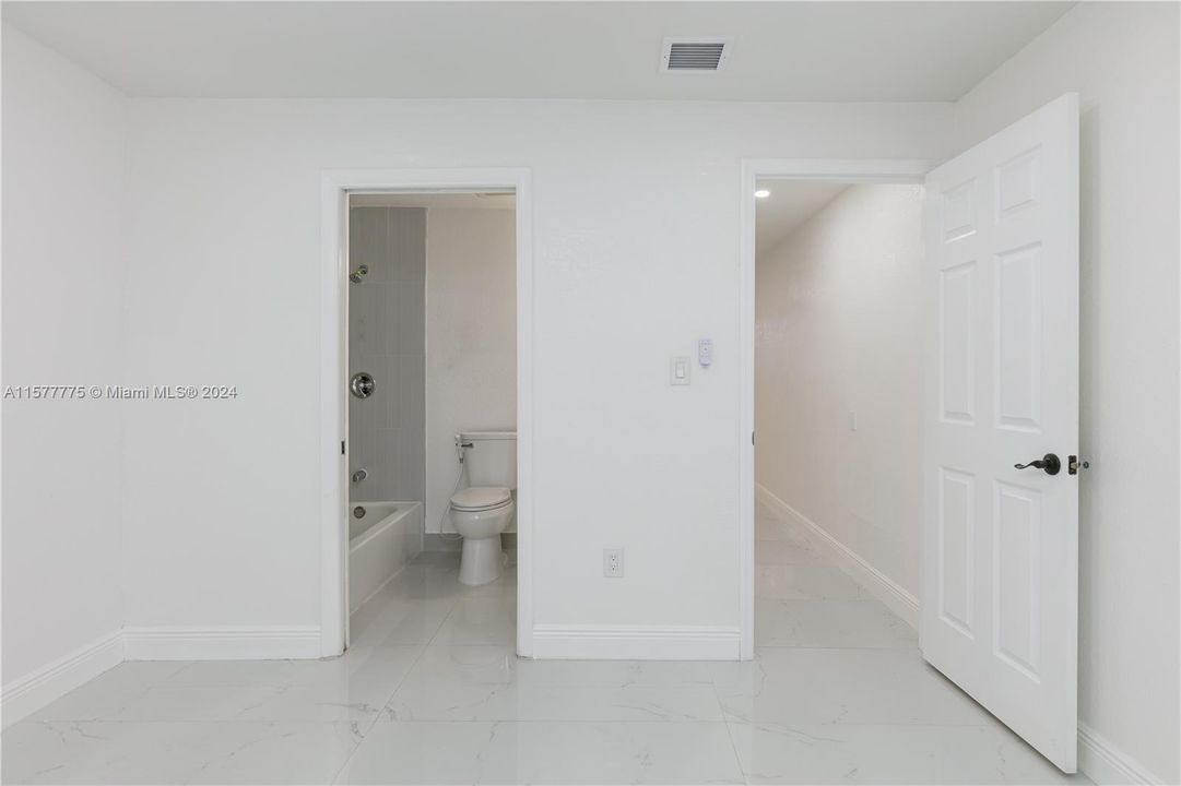 最近租的: $3,000 (2 贝兹, 2 浴室, 2291 平方英尺)