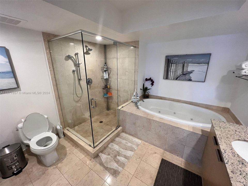 出租: $8,000 (2 贝兹, 2 浴室, 1458 平方英尺)