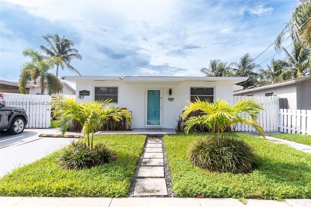 Active With Contract: $895,000 (0 beds, 0 baths, 1895 Square Feet)