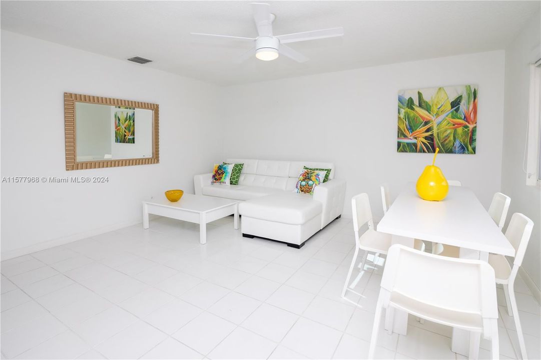 Recently Sold: $895,000 (0 beds, 0 baths, 1895 Square Feet)