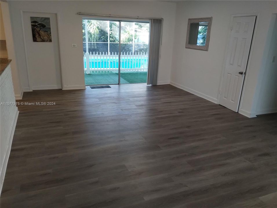 For Rent: $4,500 (3 beds, 2 baths, 1235 Square Feet)