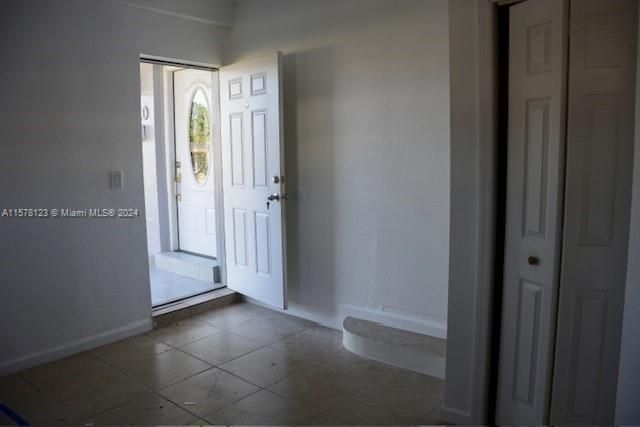 Active With Contract: $1,200 (0 beds, 1 baths, 1348 Square Feet)