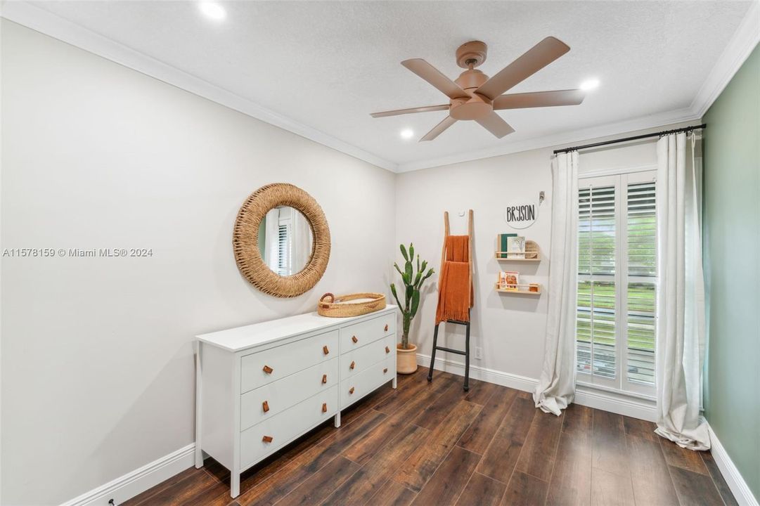 For Sale: $395,000 (3 beds, 2 baths, 1472 Square Feet)