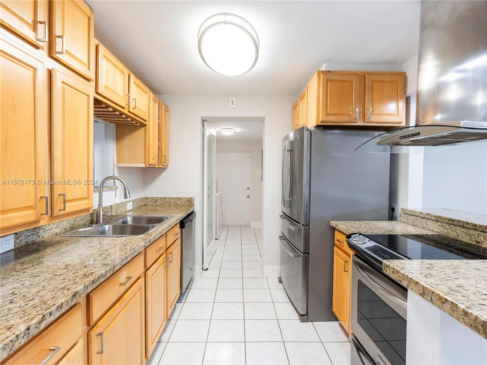 For Sale: $549,999 (3 beds, 1 baths, 0 Square Feet)