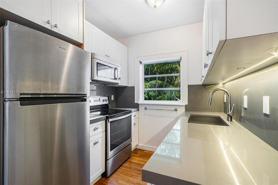 Active With Contract: $2,300 (1 beds, 1 baths, 5913 Square Feet)