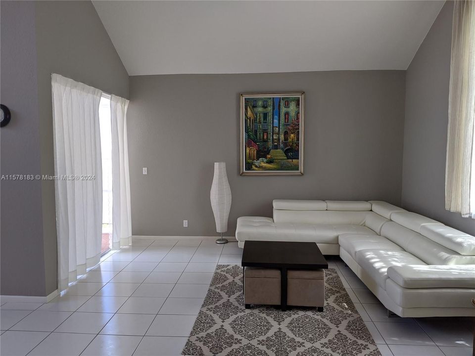 Active With Contract: $5,000 (4 beds, 3 baths, 3099 Square Feet)