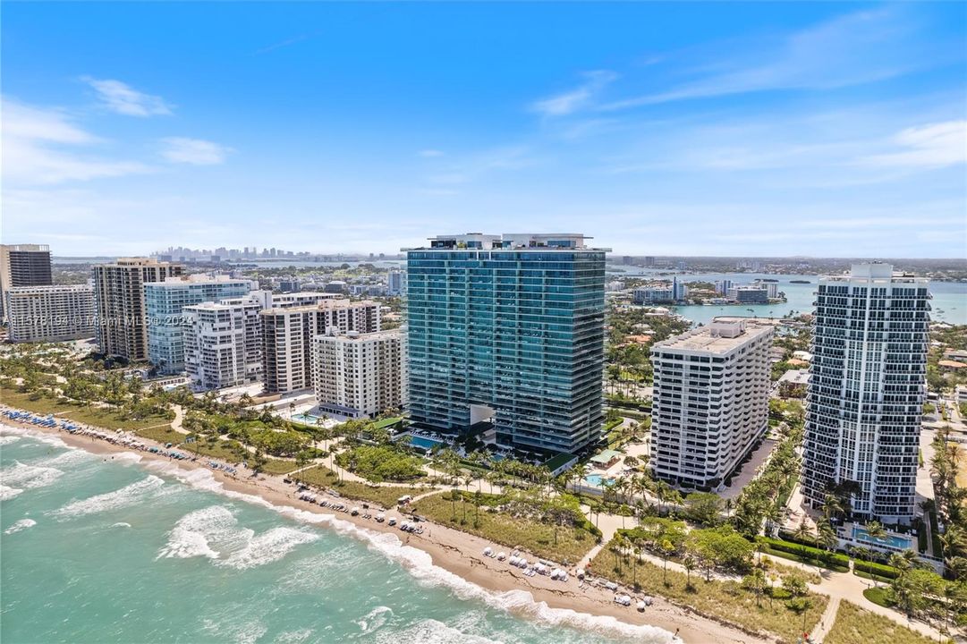 For Sale: $15,500,000 (3 beds, 4 baths, 3992 Square Feet)