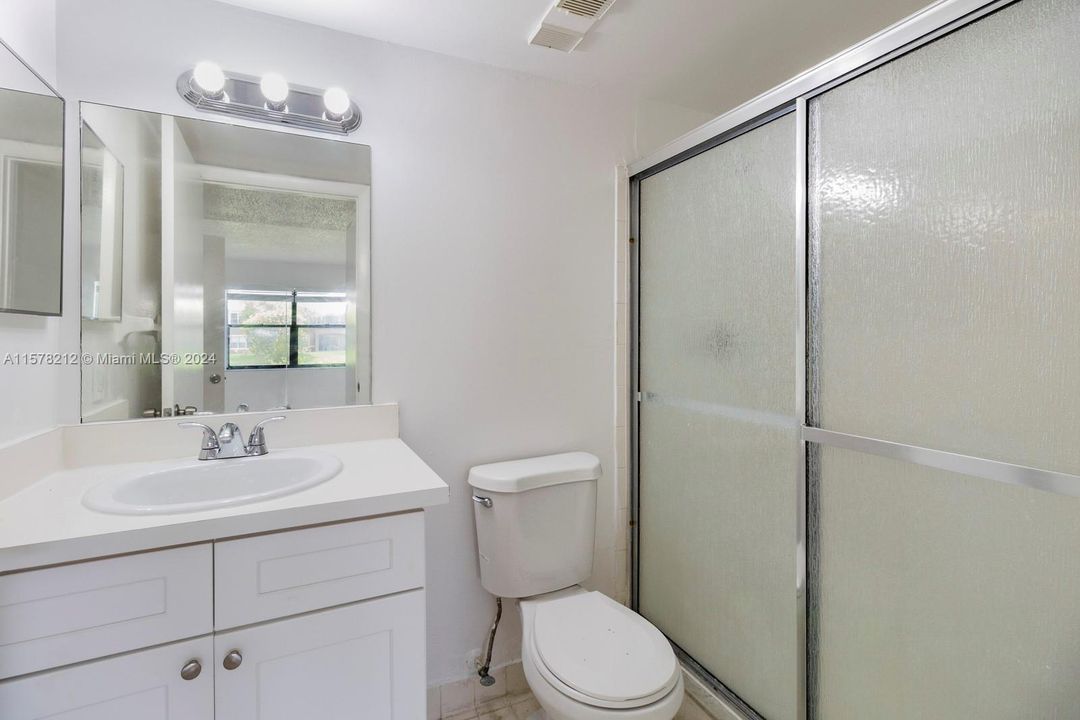 Недавно арендовано: $2,595 (3 спален, 2 ванн, 1054 Квадратных фут)
