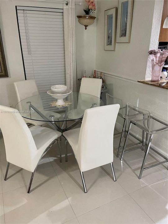 Недавно арендовано: $2,250 (2 спален, 1 ванн, 648 Квадратных фут)