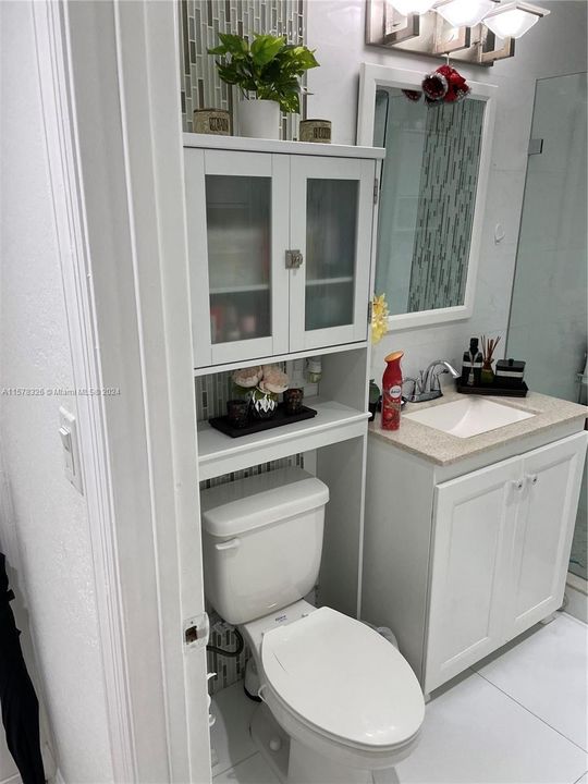 Недавно арендовано: $2,250 (2 спален, 1 ванн, 648 Квадратных фут)