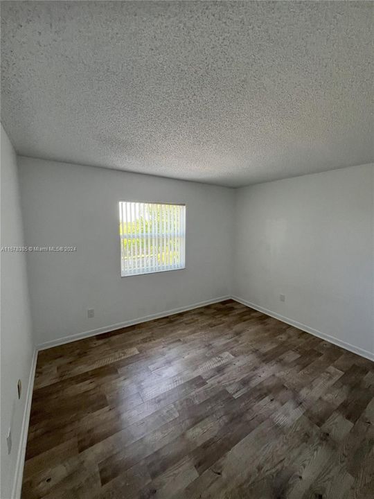 Recently Rented: $1,800 (1 beds, 1 baths, 760 Square Feet)