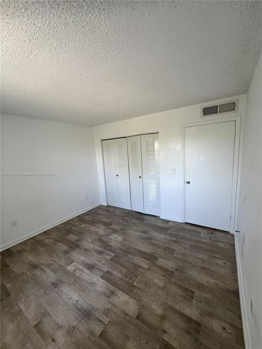 For Rent: $1,750 (1 beds, 1 baths, 760 Square Feet)
