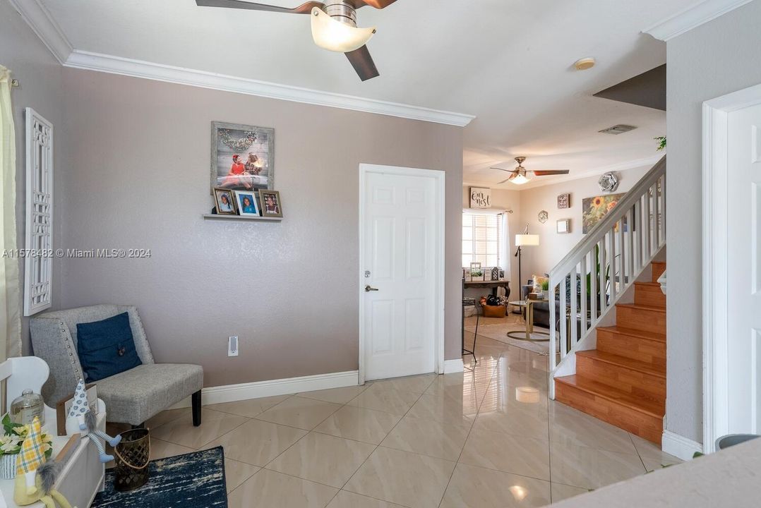For Sale: $449,000 (3 beds, 2 baths, 1560 Square Feet)