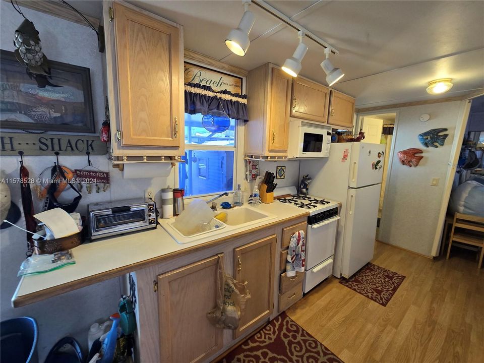 For Sale: $675,000 (2 beds, 1 baths, 0 Square Feet)
