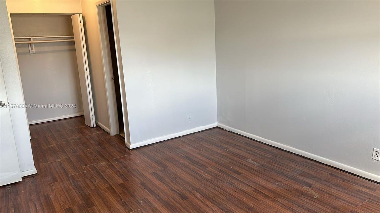 For Rent: $1,750 (2 beds, 2 baths, 894 Square Feet)