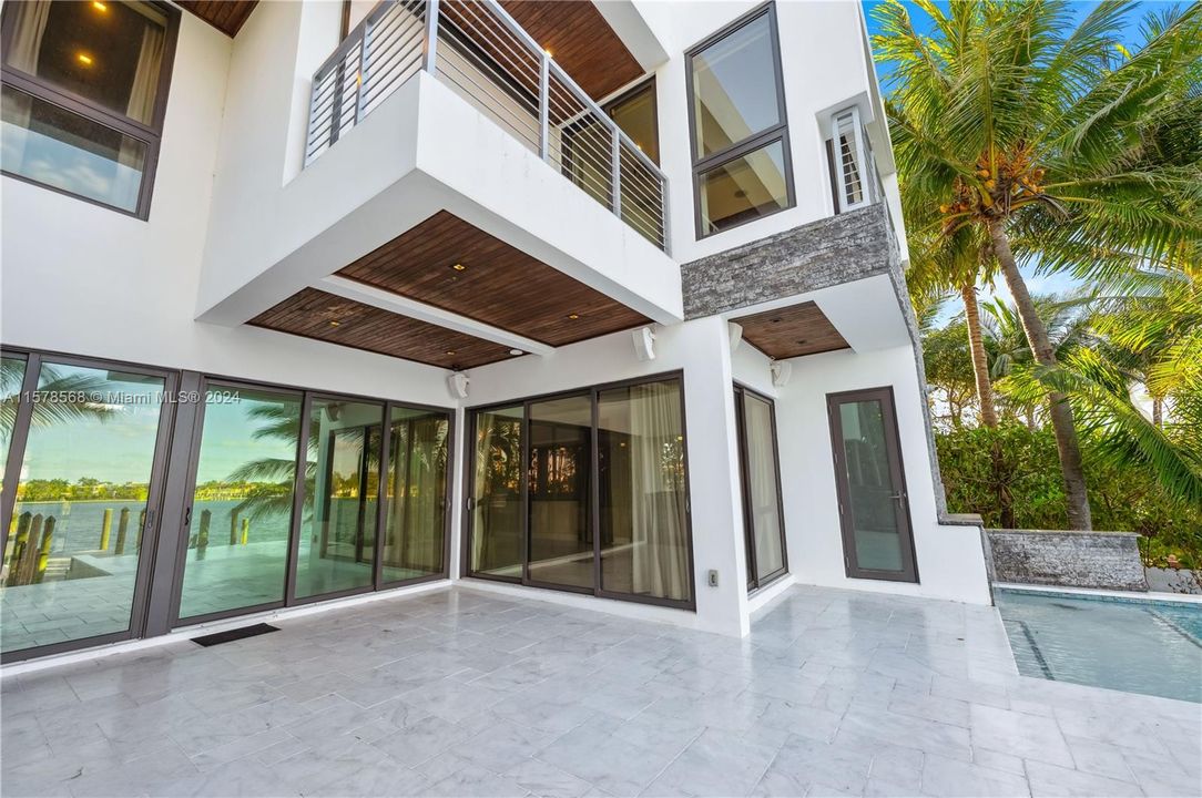 En Venta: $15,690,000 (5 camas, 6 baños, 3326 Pies cuadrados)