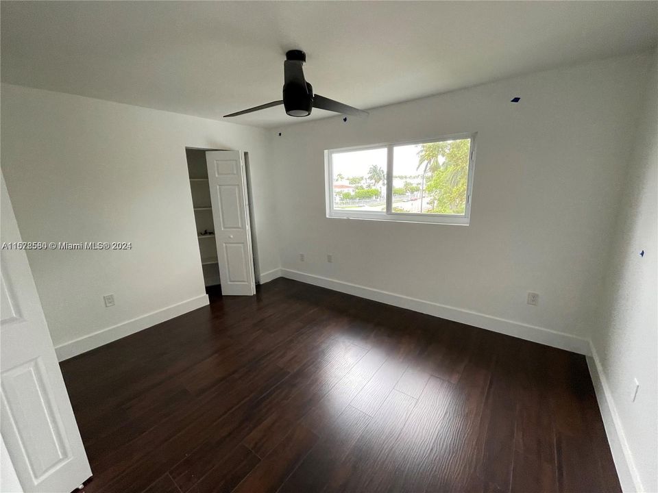 For Rent: $3,600 (2 beds, 2 baths, 934 Square Feet)