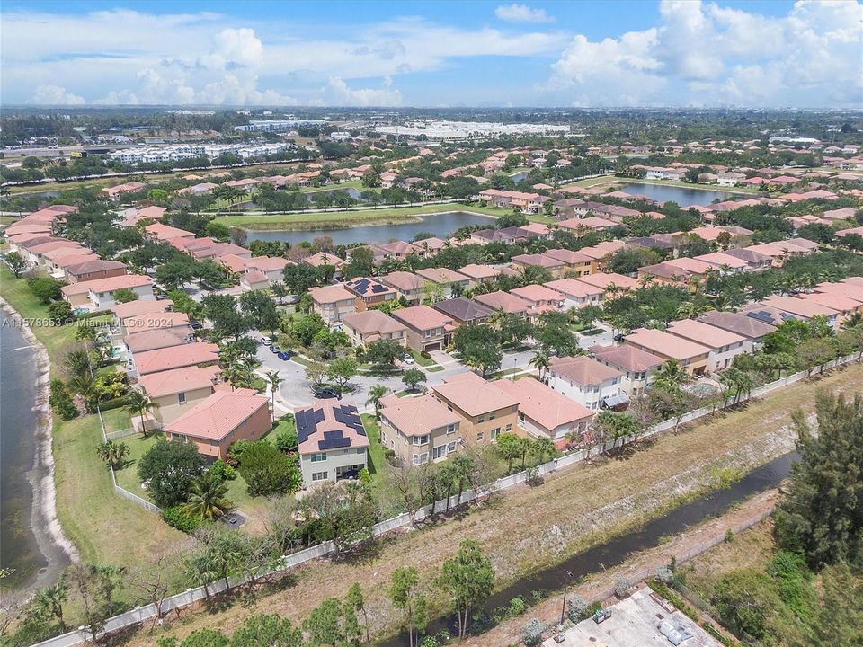 Active With Contract: $498,750 (4 beds, 2 baths, 0 Square Feet)