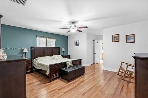 For Sale: $750,000 (4 beds, 2 baths, 2473 Square Feet)