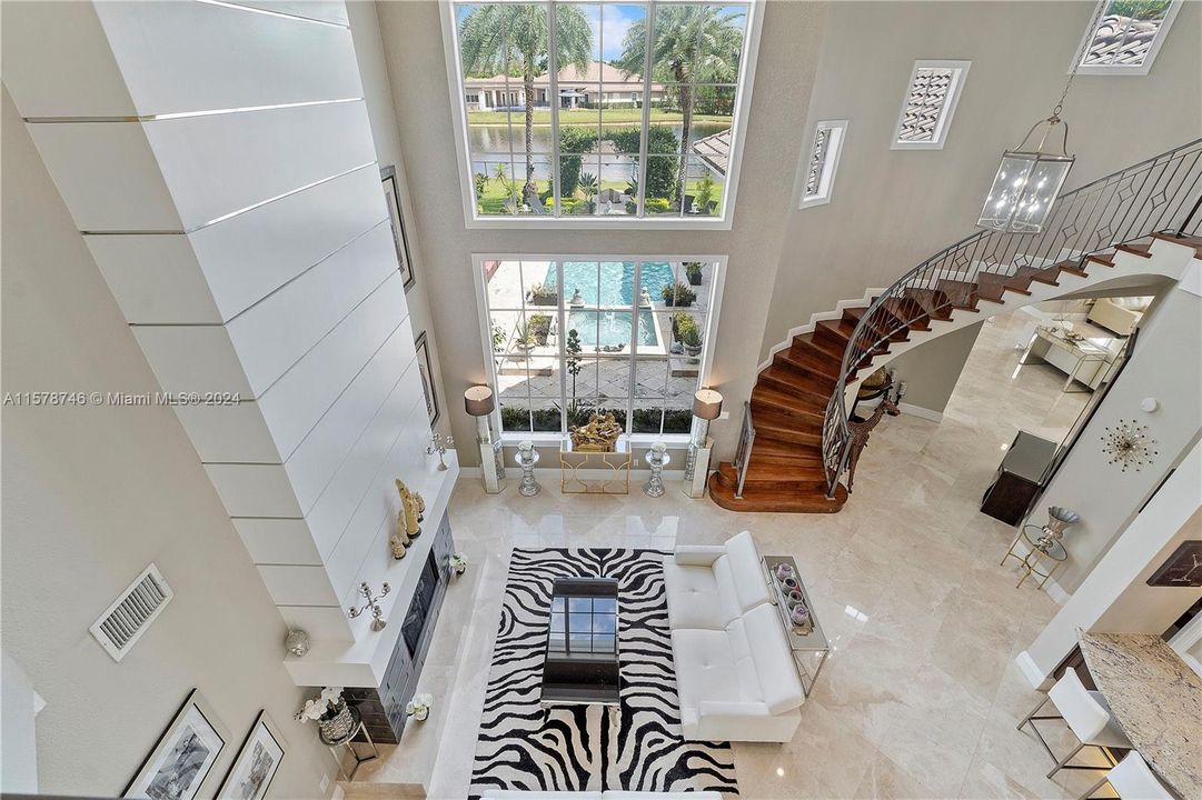 For Sale: $3,200,000 (6 beds, 7 baths, 6490 Square Feet)