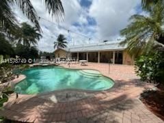 For Sale: $909,500 (4 beds, 2 baths, 3384 Square Feet)