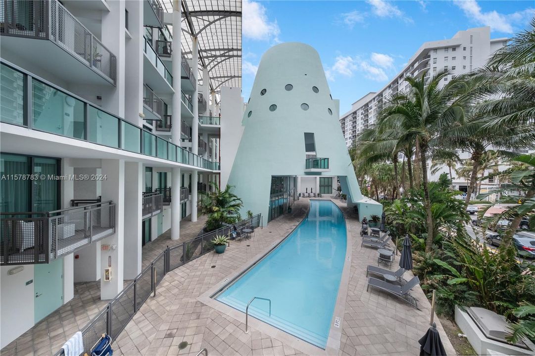 Active With Contract: $5,500 (2 beds, 2 baths, 1700 Square Feet)