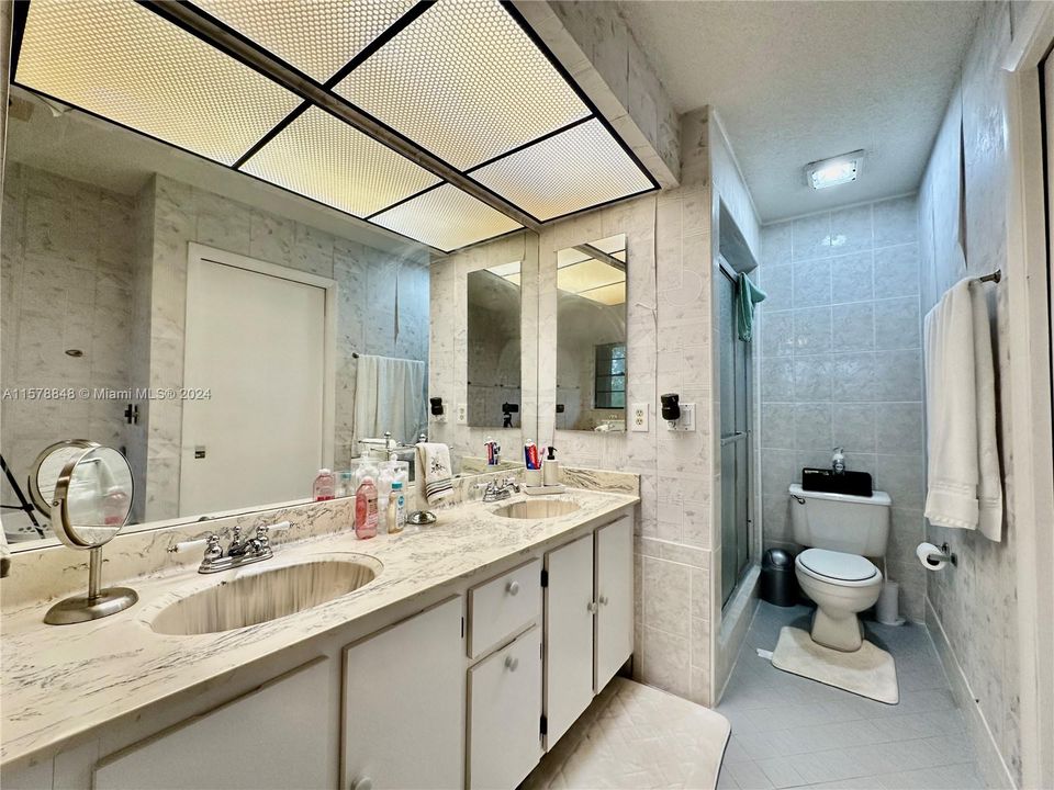 待售: $520,000 (3 贝兹, 2 浴室, 1625 平方英尺)