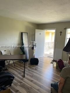 Recently Rented: $1,750 (1 beds, 1 baths, 537 Square Feet)