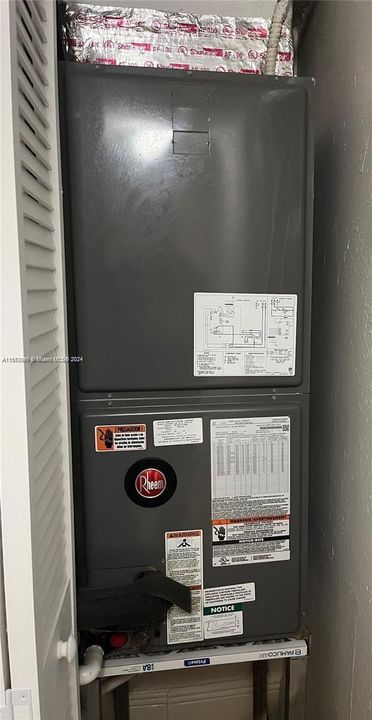 Recently Rented: $2,550 (2 beds, 2 baths, 993 Square Feet)