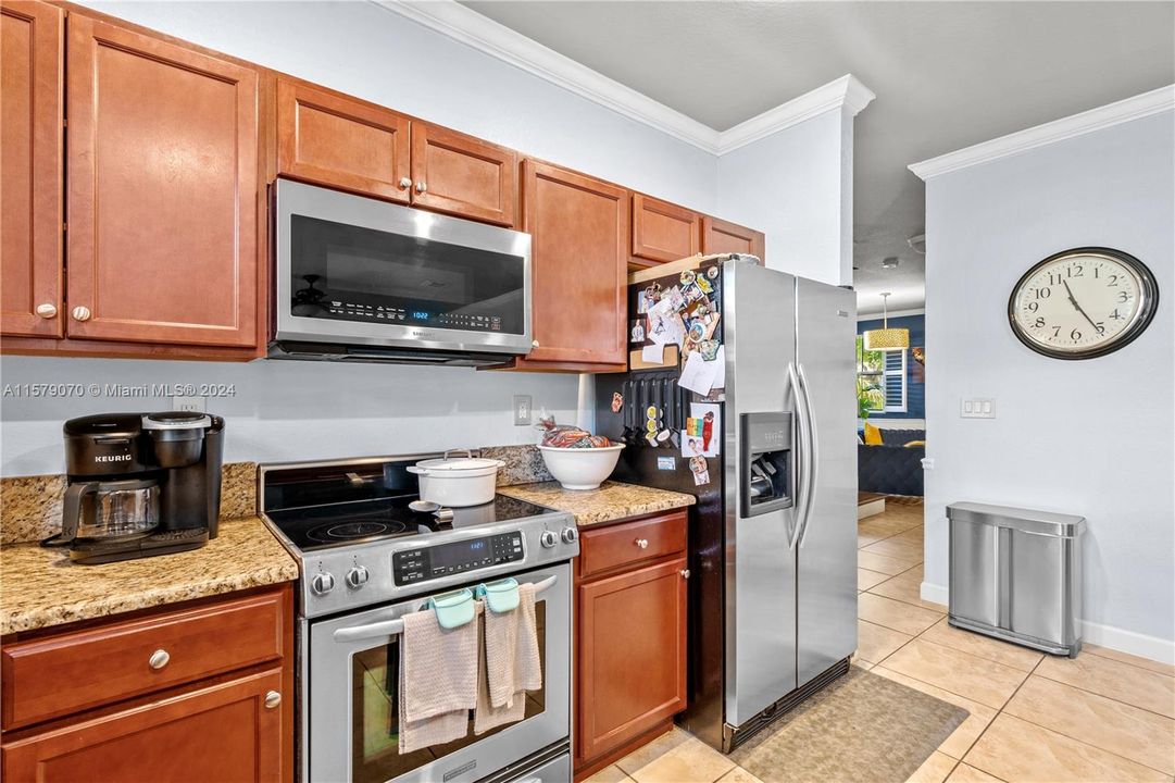 For Sale: $659,000 (4 beds, 2 baths, 2557 Square Feet)