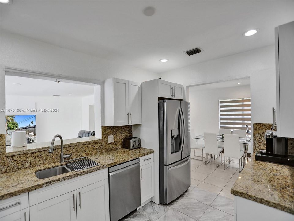 For Sale: $840,000 (4 beds, 2 baths, 2169 Square Feet)